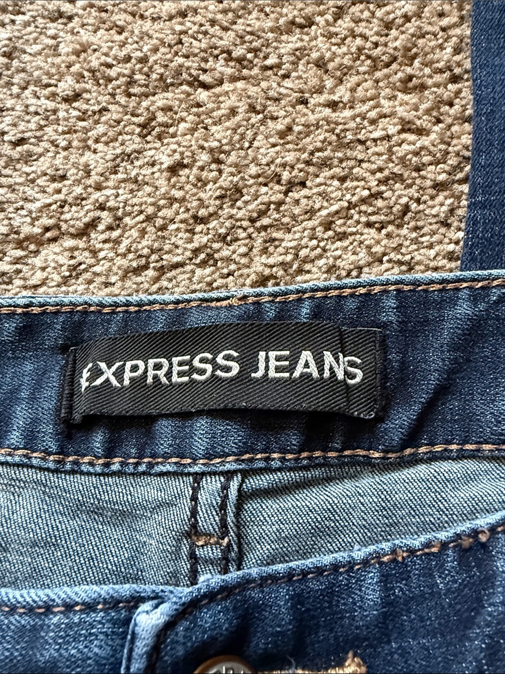 Express Women's Dark Blue Flare Jeans - Picture 3 of 4
